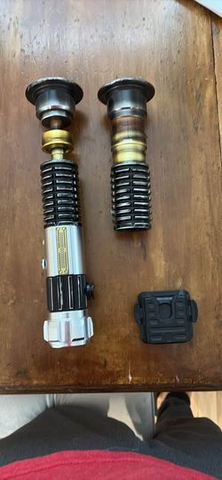 OBI WAN LIGHTSABER HILT Disney store