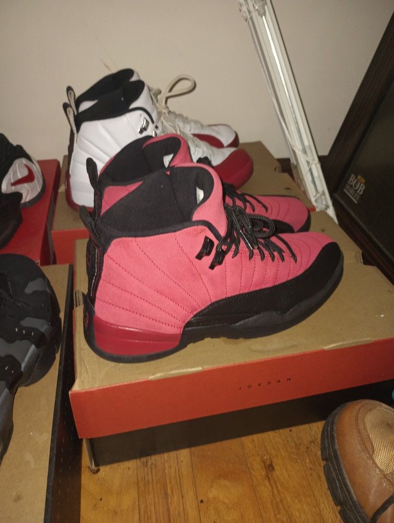 Reverse Flu Game Retro 12's Size 9
