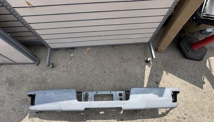OEM 07-13 CHEVY SILVERADO REAR BUMPER