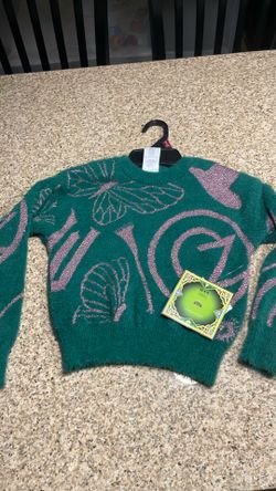 Girls sweater