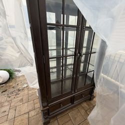 Beautiful Lighted Solid Wood China Cabinet / Hutch