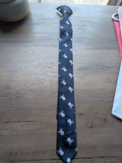 Boys Skull and crossbones tie