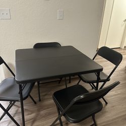 4 person black foldable table 