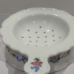 Vtg Tea Strainer With drip Bowl