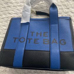 THE TOTE BAG