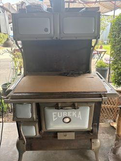 Eureka wood grill
