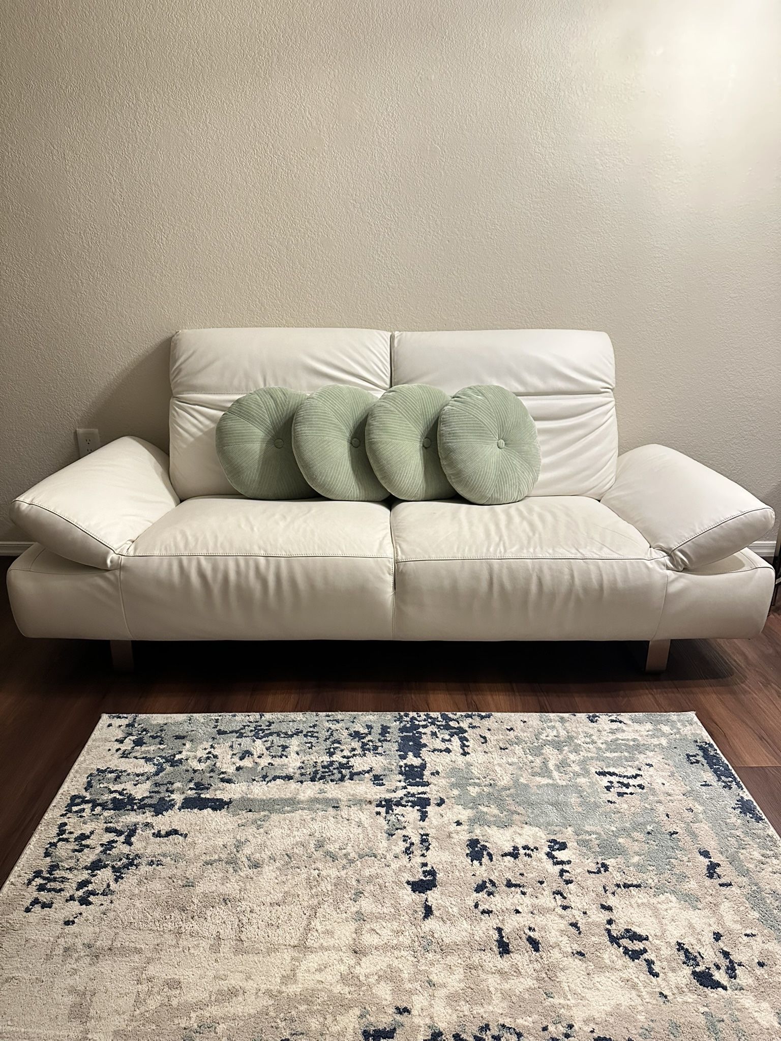 COPENHAGEN COUCHES 