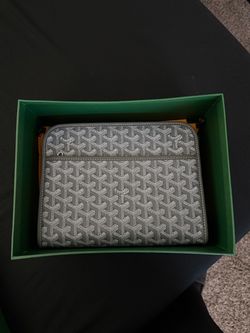 Goyard Toiletry Bag
