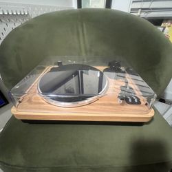 iLive Wooden Bluetooth Transmitter Turntable-For Sale $100