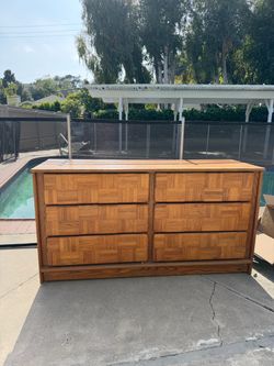 Wood 6-Drawer Dresser with Parquet Detail