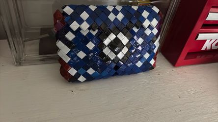 Wallet and Boxing gloves made of chip bags