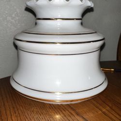 HUGE, Vintage milk glass GWTW/oil/kerosene lamp shade w/ruffled top 