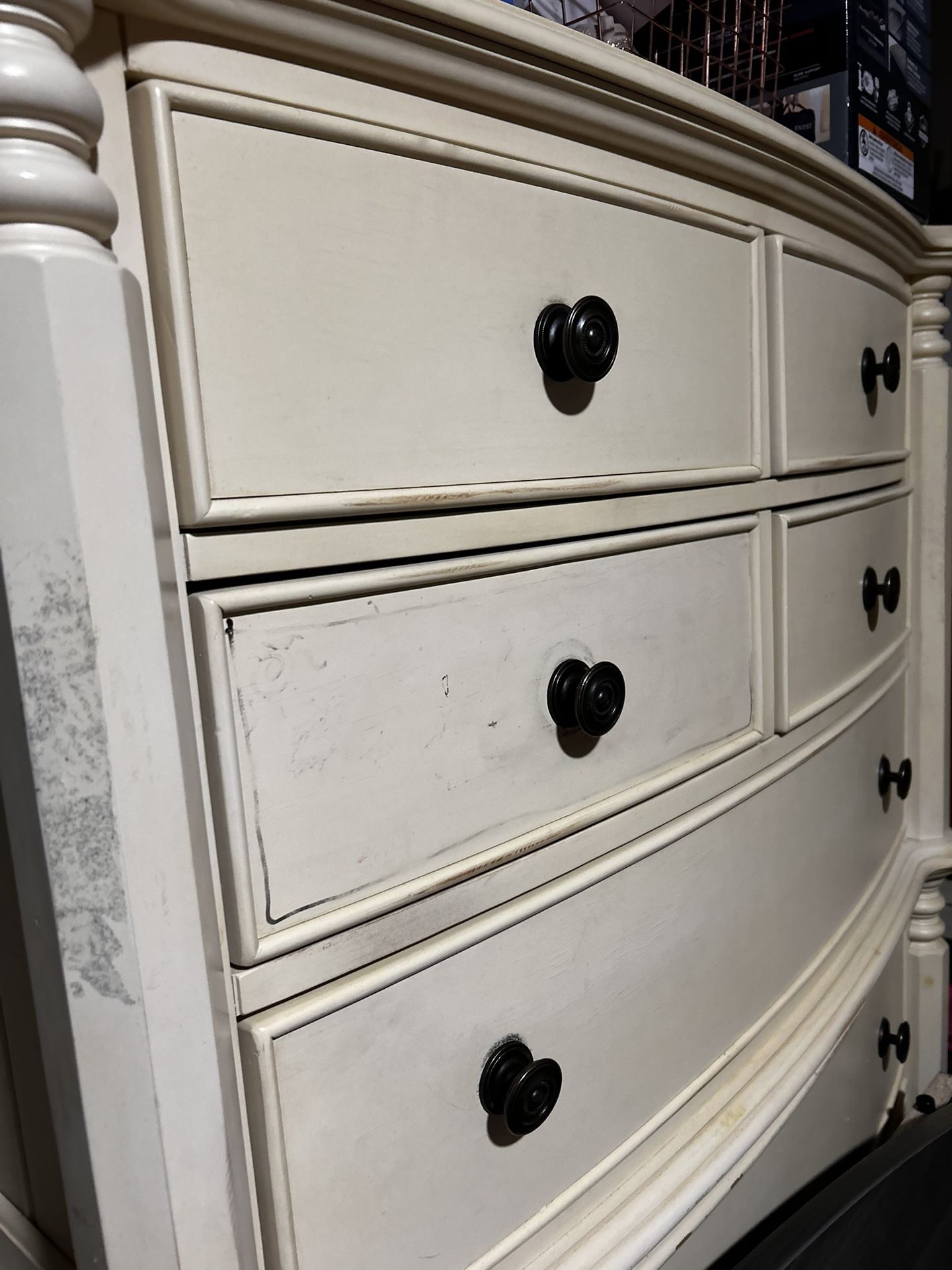 Queen Bedroom Set