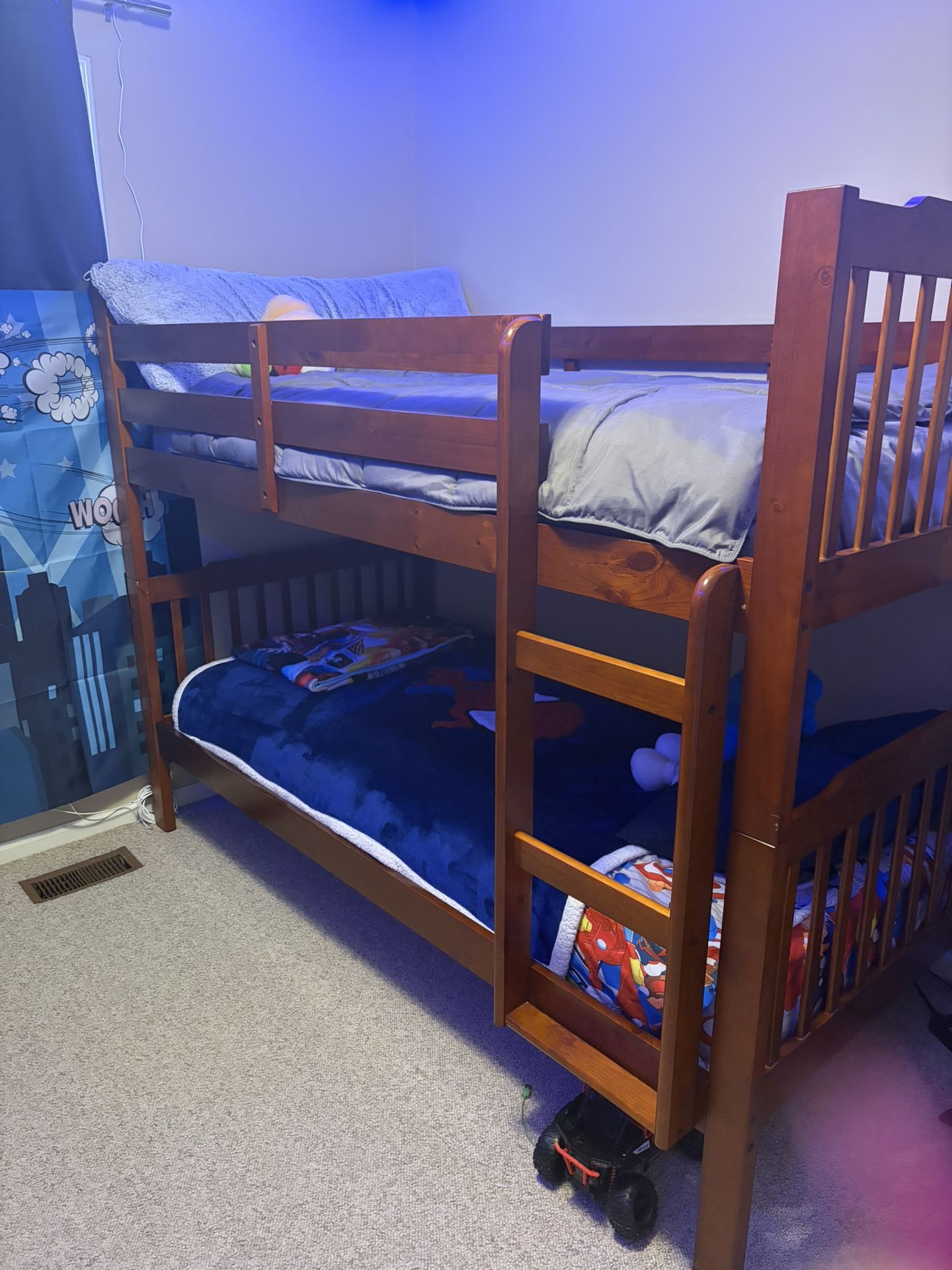 Bunk Beds w/ Mattresses included