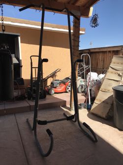 Pull up bar/Dip bar set BRAND NEW