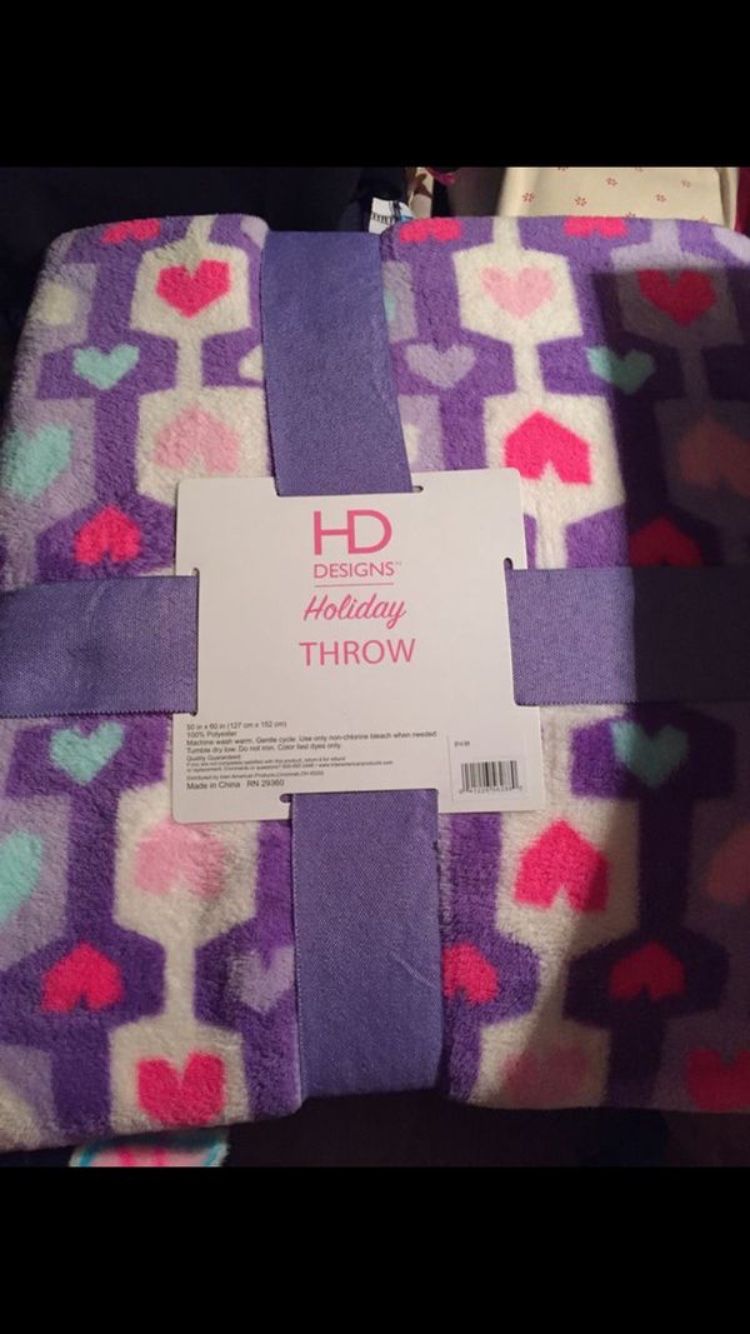 Blanket throw brand new 50x60