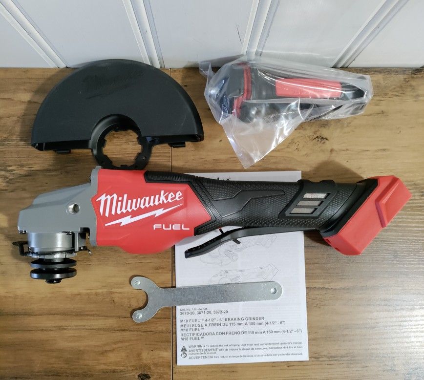 M18 Milwaukee FUEL 18-Volt Lithium-Ion Brushless Cordless 4-1/2 in./6 in. Braking Grinder with Paddle Switch (Tool-Only)