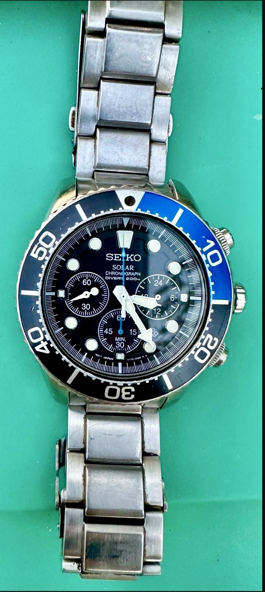 Seiko Divers Watch Seiko V175 0AD0 Solar Chronograph Diver...