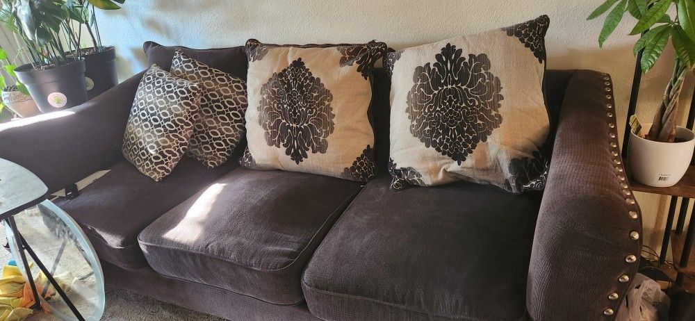 Modern Living Room Couch 