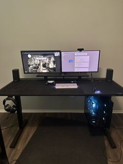 Secretlab Magnus Pro XL motorized standing desk + dual monitor arms + riser