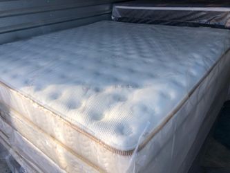 Brand New Saatva Organic Twin Xl Mattresses.&$# Delivery available!!