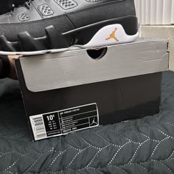 JORDAN 9 RETRO