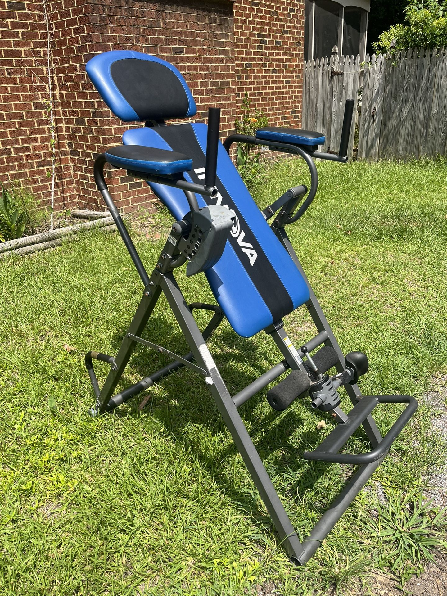 Inversion table