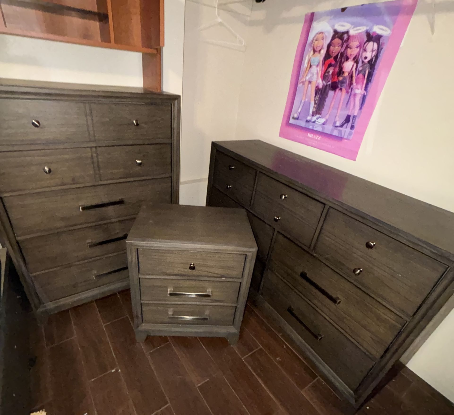 Four Price Bedroom Set
