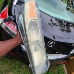 2010 Aura TL Front Right Headlight 