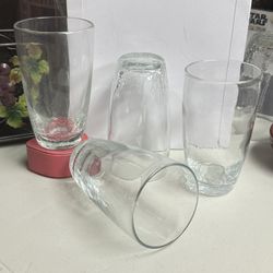 Celebrating Home Tumblers Glass Drinkware Set 