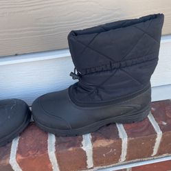 Woman’s Boots 