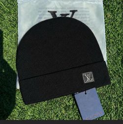 Men’s black designer beanie