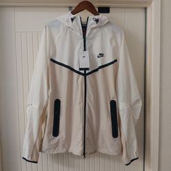 Nike Tech Woven WR Full-Zip Jacket Men's Large New with tags [READ DESCRIPTION]