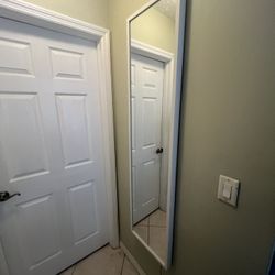 IKEA NISSEDAL mirror in white.