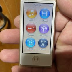 Apple iPod Nano Gold 7th Gen. 16GB 2015 Model A1446 - Tested MKMX2LL/A