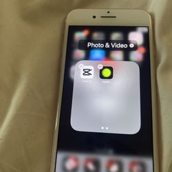 Rose Gold iPhone 7 With CapCut And Hypic Phone Number To The Phone That Your Buying Is Cash Only If You Buy It On Jan 28 50 Off