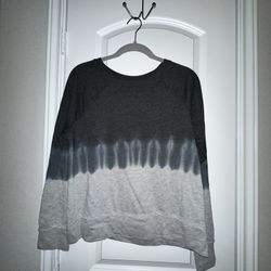 Gray Sweatshirt 