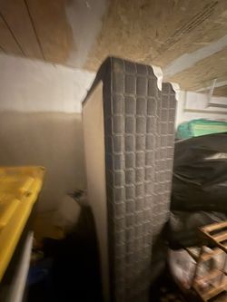 Queen size mattress box springs included