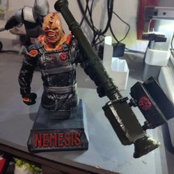 Bust Statue Of Nemesis Resident Evil 