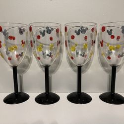 Set Of 4 Disney Mickey Mouse Ears Plastic Wine Glasses Goblets Rare Collectible!
