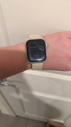 Silver Apple Watch Series 5