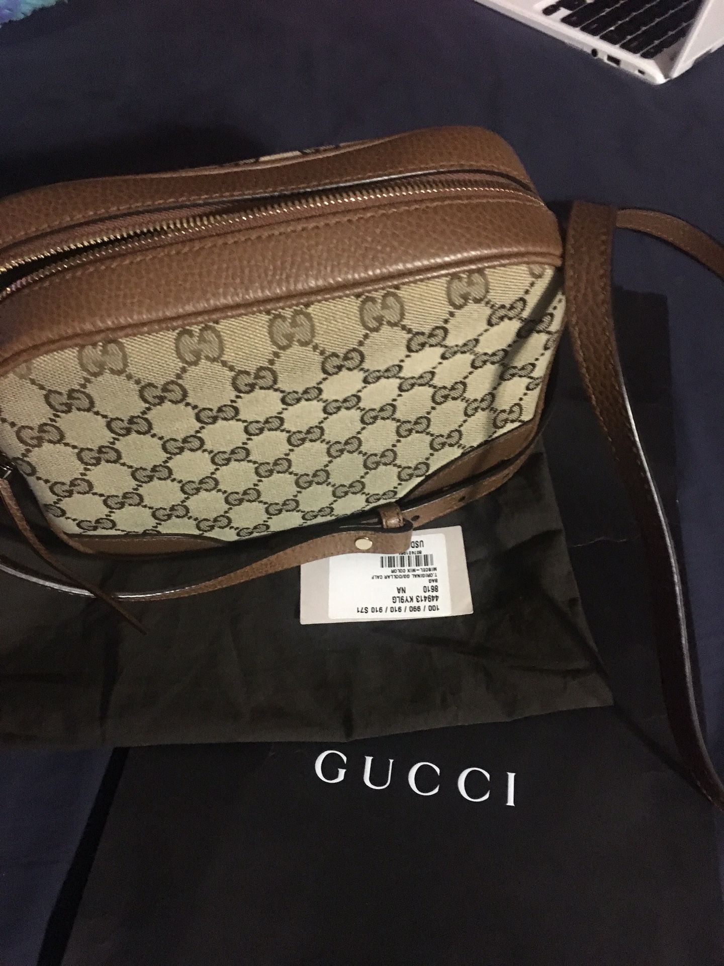 Gucci Messenger Bree Logo Tan Supreme Canvas / Leather Cross Body Bag