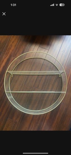 Round Shelf