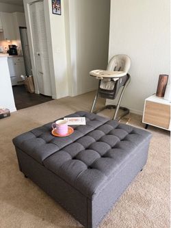 Mueble de almacenamiento para sala