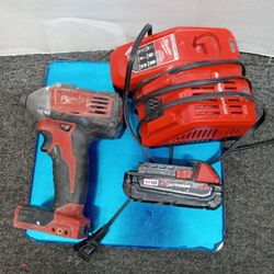 Milwaukee All Three Pieces Drill Charger And Battery