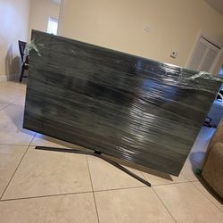 Samsung 4k ultra hd smart tv UN70KU6300FXZA