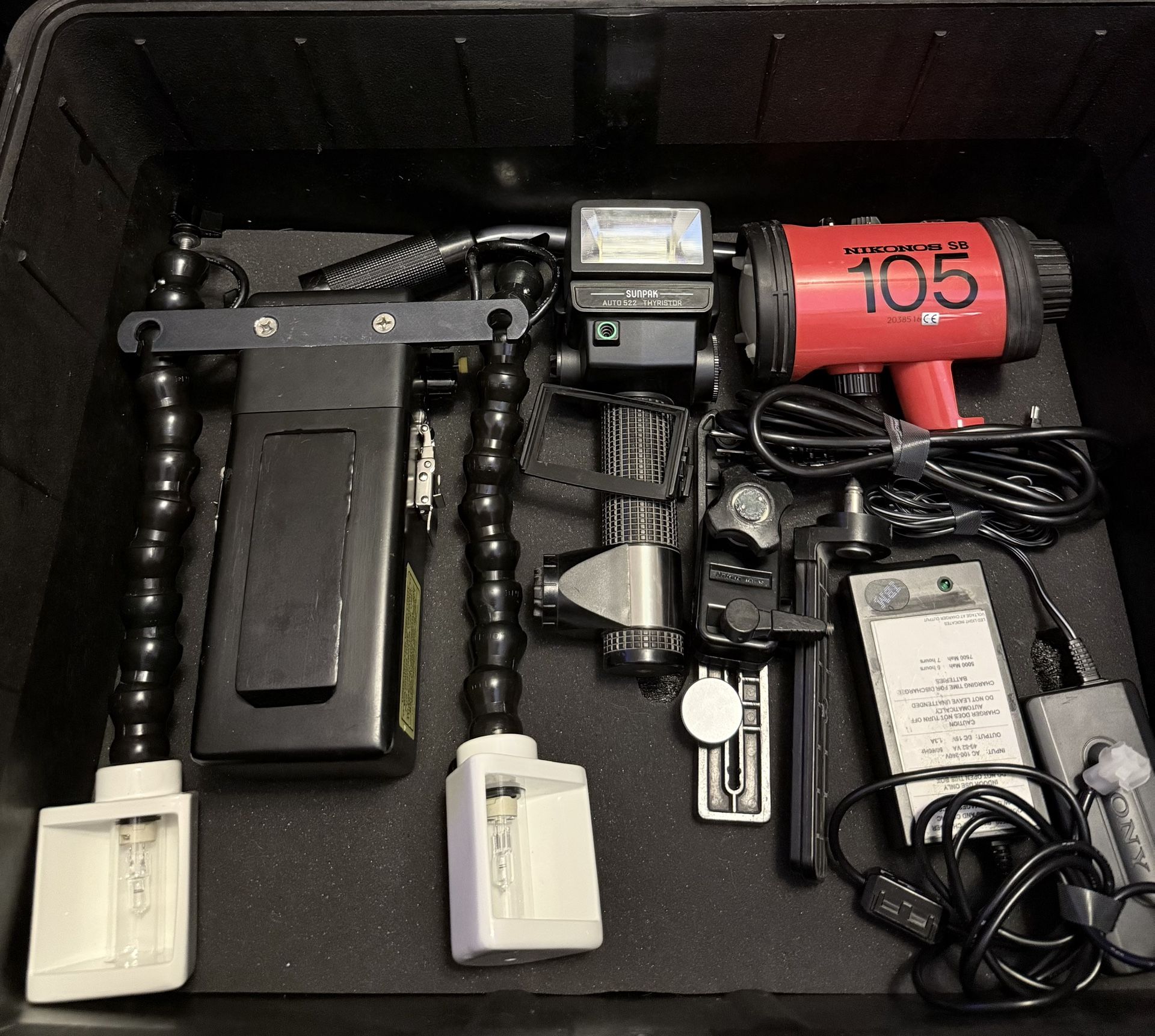 Still Available – Nikonos SB-105 Pro Underwater Strobe Kit – Estate Find (No Case)
