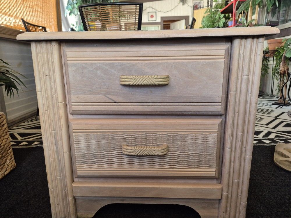 2 DRAWER CABINET