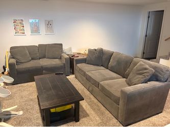 Couch & Loveseat