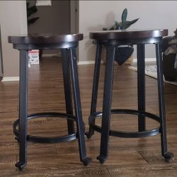 2 Metal Stools